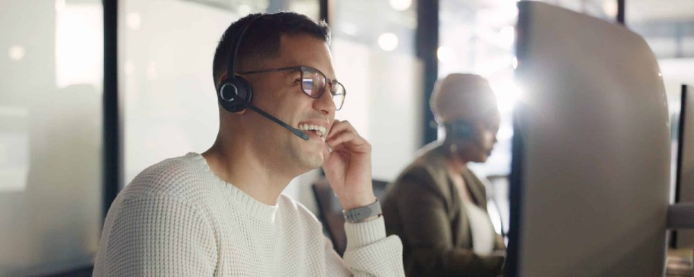 contact-us-crm-or-happy-consultant-in-call-center-2023-11-27-05-32-40-utc vendas inbound